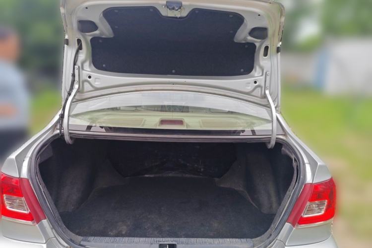 Used Toyota Corolla EX 2011 1.6L Manual Classic Edition Trunk