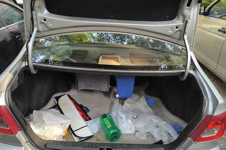 Used Toyota Corolla EX 2011 1.6L Manual Classic Edition Trunk
