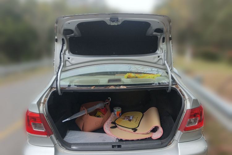 Used Toyota Corolla EX 2011 1.6L Automatic Classic Edition Trunk