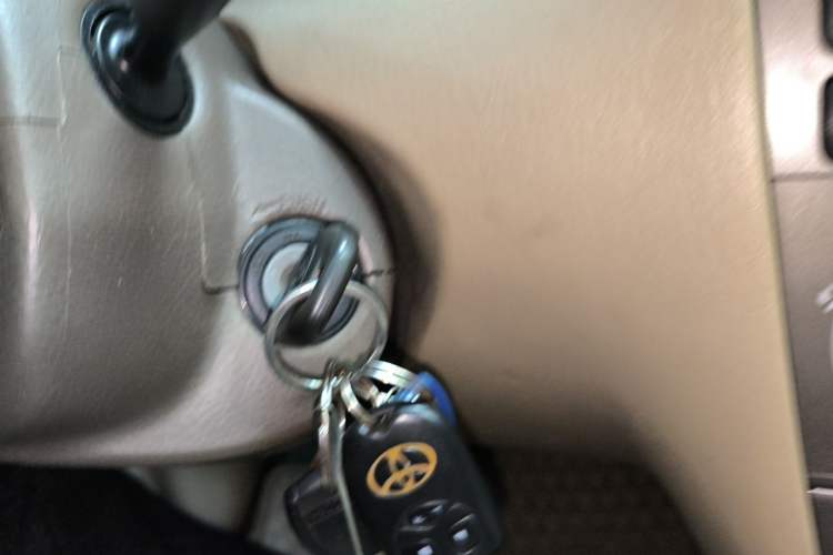 Used Toyota Corolla EX 2011 1.6L Manual Classic Edition Vehicle Key