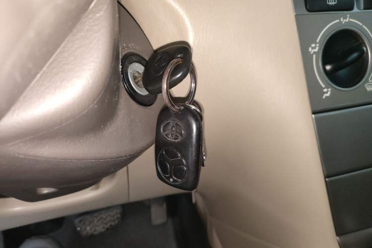 Used Toyota Corolla EX 2011 1.6L Automatic Luxury Edition Vehicle Key