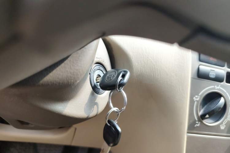 Used Toyota Corolla EX 2011 1.6L Automatic Luxury Edition Vehicle Key