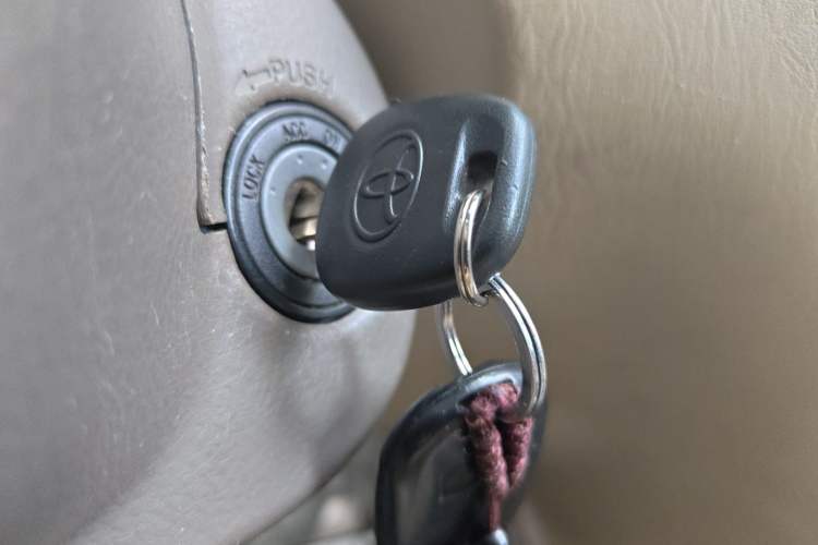Used Toyota Corolla EX 2011 1.6L Manual Luxury Edition Vehicle Key