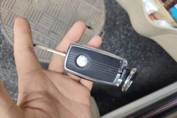 Used Toyota Corolla EX 2011 1.6L Automatic Classic Edition Vehicle Key