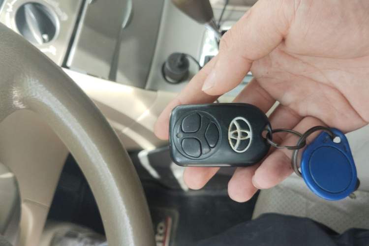 Used Toyota Corolla EX 2011 1.6L Automatic Classic Edition Vehicle Key