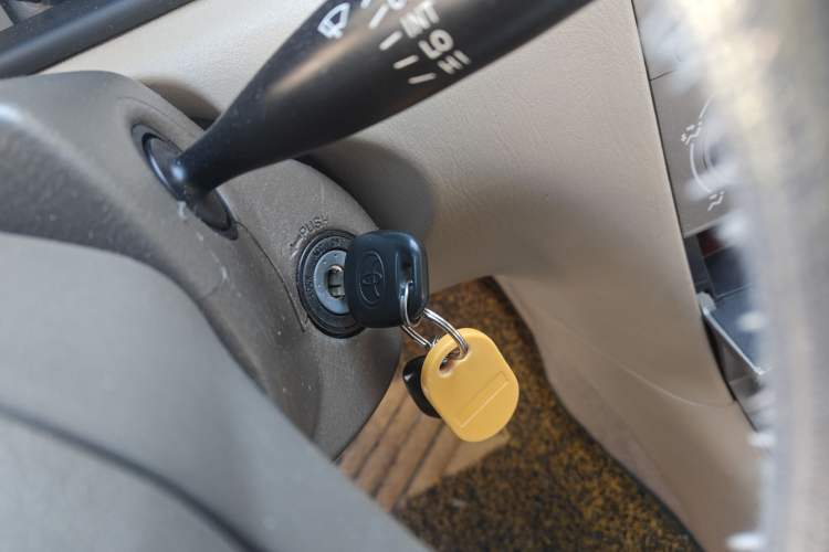 Used Toyota Corolla EX 2011 1.6L Automatic Luxury Edition Vehicle Key