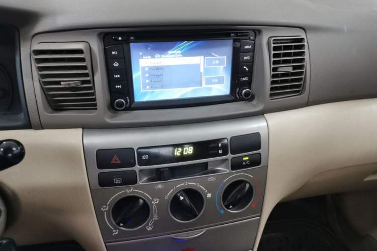 Used Toyota Corolla EX 2011 1.6L Automatic Luxury Edition Audio And AC Panel