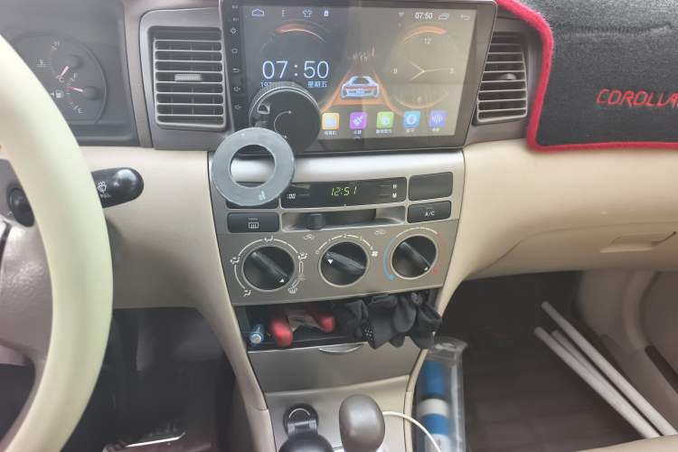 Used Toyota Corolla EX 2011 1.6L Automatic Luxury Edition Audio And AC Panel