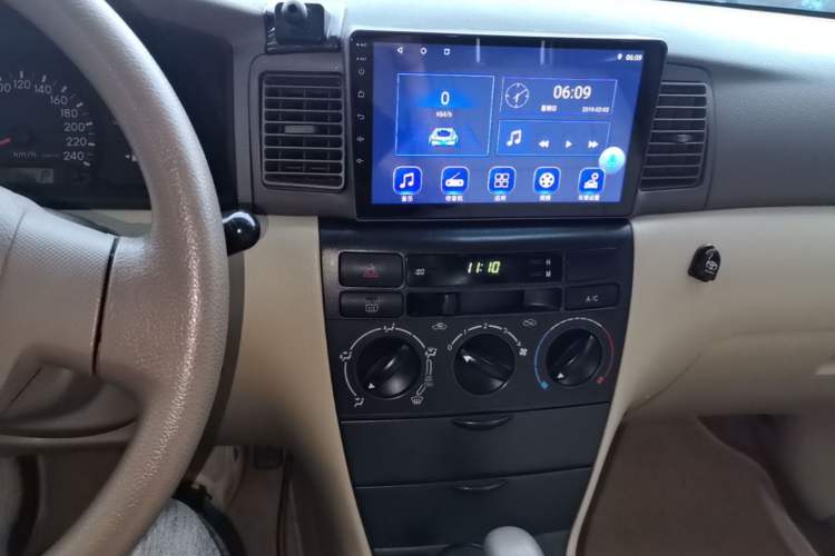 Used Toyota Corolla EX 2011 1.6L Automatic Classic Edition Audio And AC Panel