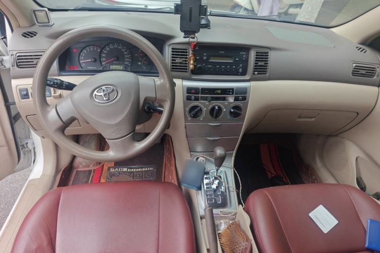 Used Toyota Corolla EX 2011 1.6L Automatic Classic Edition Center Console