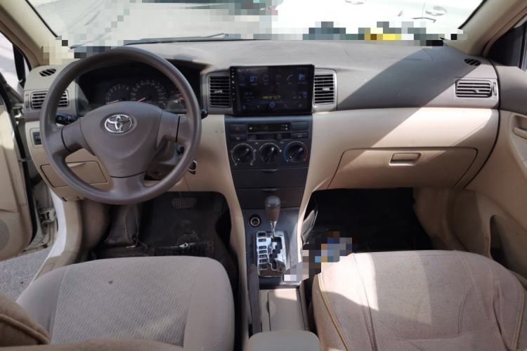 Used Toyota Corolla EX 2011 1.6L Automatic Classic Edition Center Console