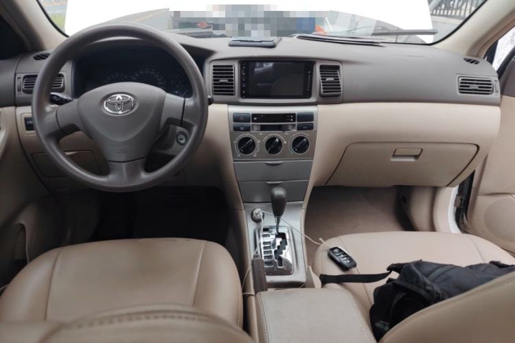 Used Toyota Corolla EX 2011 1.6L Automatic Classic Edition Center Console