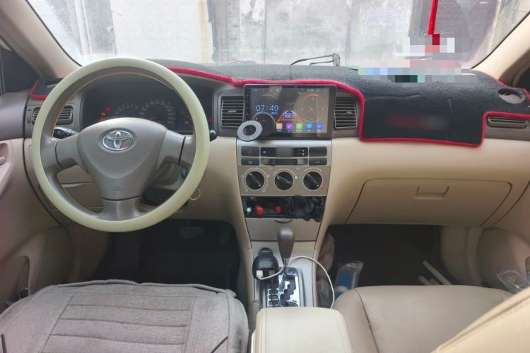 Used Toyota Corolla EX 2011 1.6L Automatic Luxury Edition Center Console