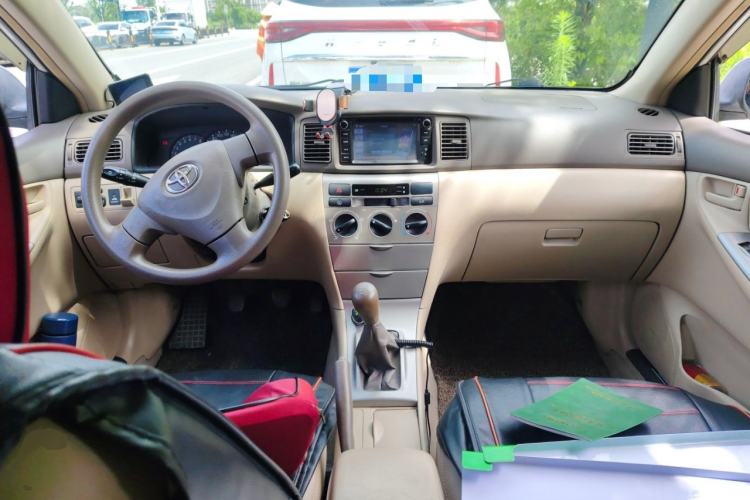 Used Toyota Corolla EX 2011 1.6L Manual Classic Edition Center Console