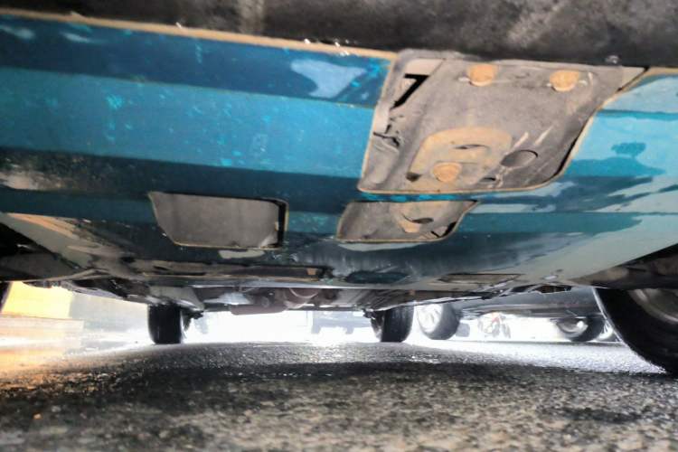 Used Toyota Corolla EX 2011 1.6L Automatic Classic Edition Chassis Front