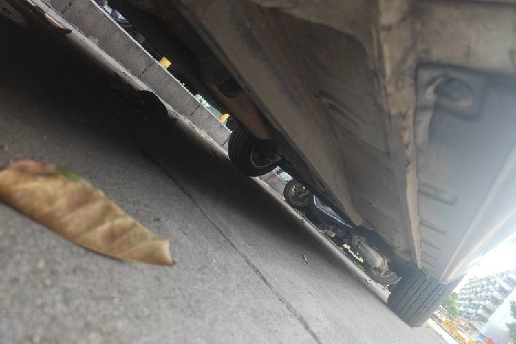 Used Toyota Corolla EX 2011 1.6L Automatic Luxury Edition Chassis Front Left