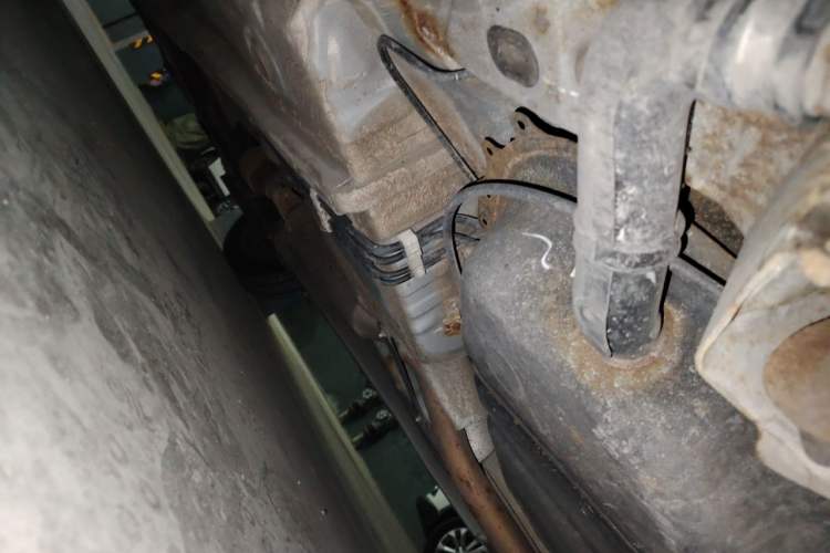 Used Toyota Corolla EX 2011 1.6L Manual Luxury Edition Chassis Rear Left