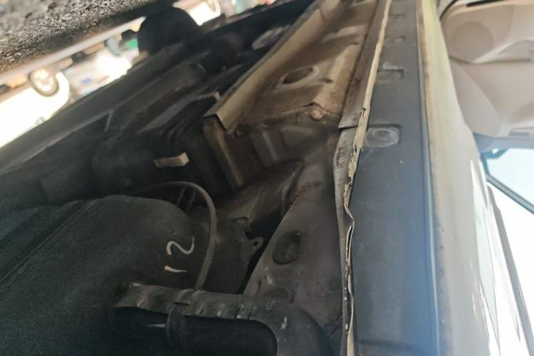 Used Toyota Corolla EX 2011 1.6L Manual Classic Edition Chassis Rear Left