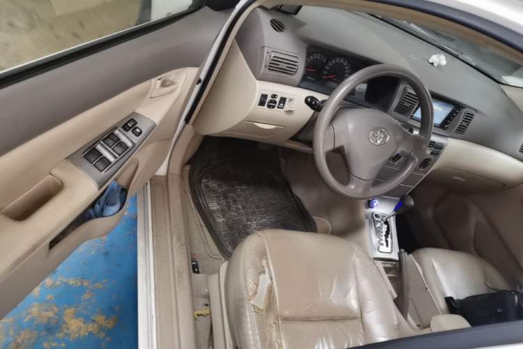 Used Toyota Corolla EX 2011 1.6L Automatic Luxury Edition Driver Seat