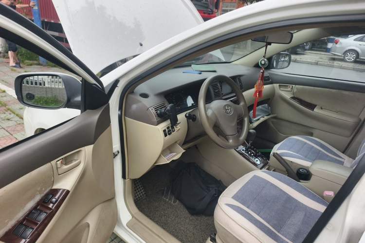 Used Toyota Corolla EX 2011 1.6L Automatic Classic Edition Driver Seat