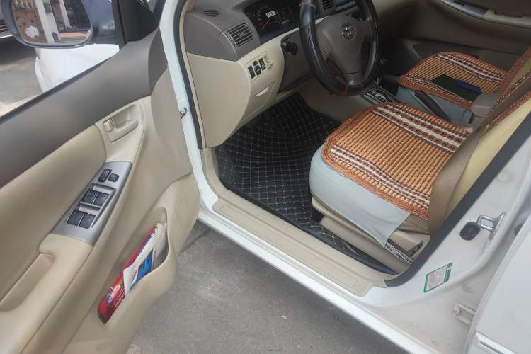 Used Toyota Corolla EX 2011 1.6L Automatic Luxury Edition Driver Seat