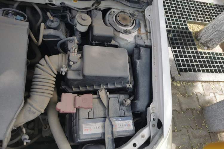 Used Toyota Corolla EX 2011 1.6L Automatic Luxury Edition Engine Bay Left
