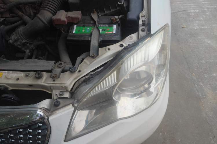Used Toyota Corolla EX 2011 1.6L Automatic Luxury Edition Engine Bay Left
