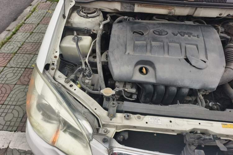 Used Toyota Corolla EX 2011 1.6L Automatic Classic Edition Engine Bay Right
