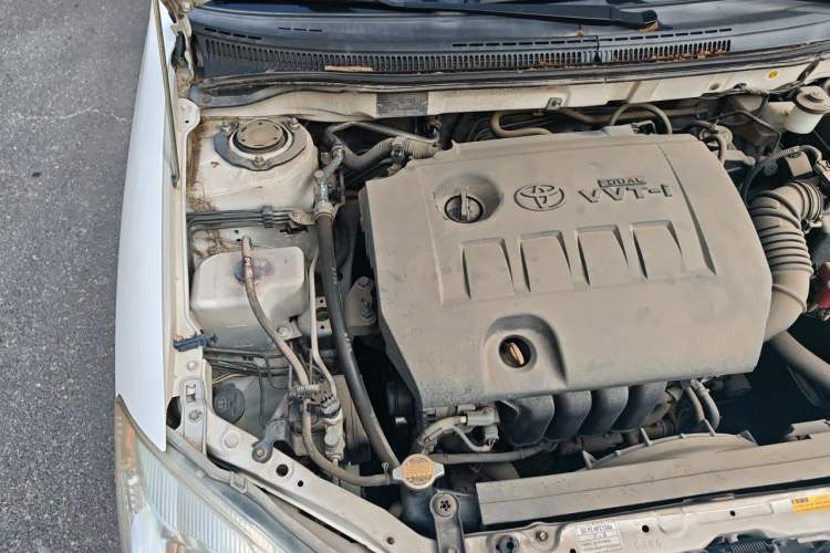 Used Toyota Corolla EX 2011 1.6L Manual Classic Edition Engine Bay Right