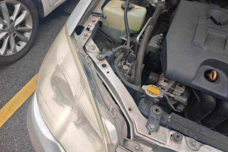 Used Toyota Corolla EX 2011 1.6L Automatic Classic Edition Engine Bay Right