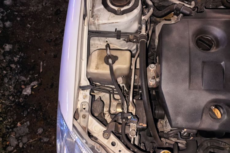 Used Toyota Corolla EX 2011 1.6L Automatic Luxury Edition Engine Bay Right