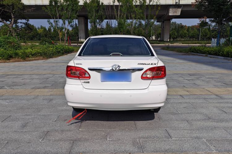 Used Toyota Corolla EX 2011 1.6L Automatic Classic Edition Exterior 5