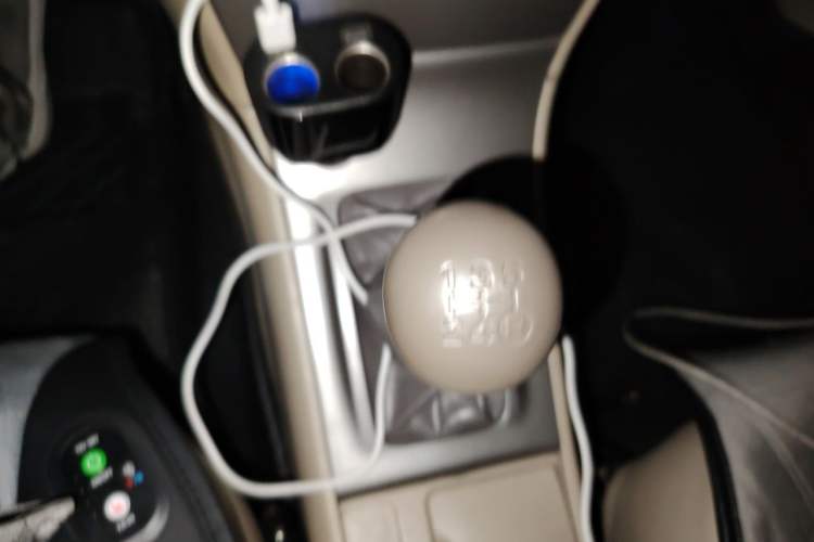 Used Toyota Corolla EX 2011 1.6L Manual Luxury Edition Gear Lever