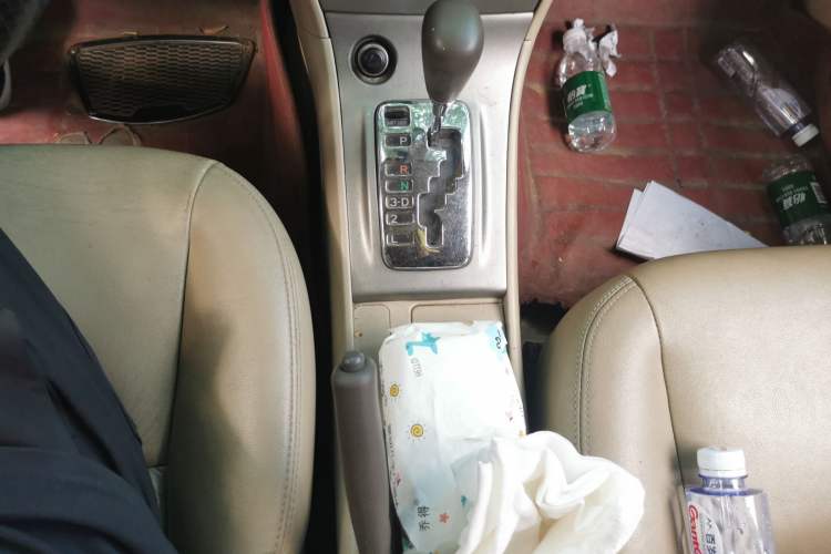 Used Toyota Corolla EX 2011 1.6L Automatic Luxury Edition Gear Lever