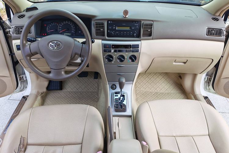 Used Toyota Corolla EX 2011 1.6L Automatic Classic Edition Interior 2
