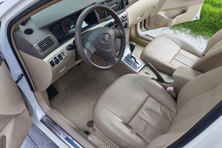 Used Toyota Corolla EX 2011 1.6L Automatic Classic Edition Left Front Seat