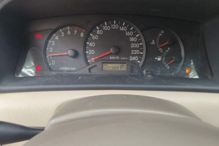 Used Toyota Corolla EX 2011 1.6L Automatic Classic Edition Odometer Close Up