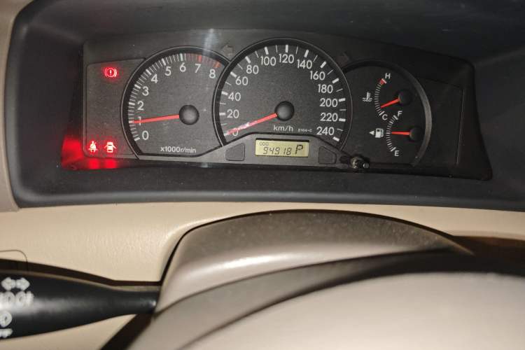 Used Toyota Corolla EX 2011 1.6L Automatic Luxury Edition Odometer Close Up