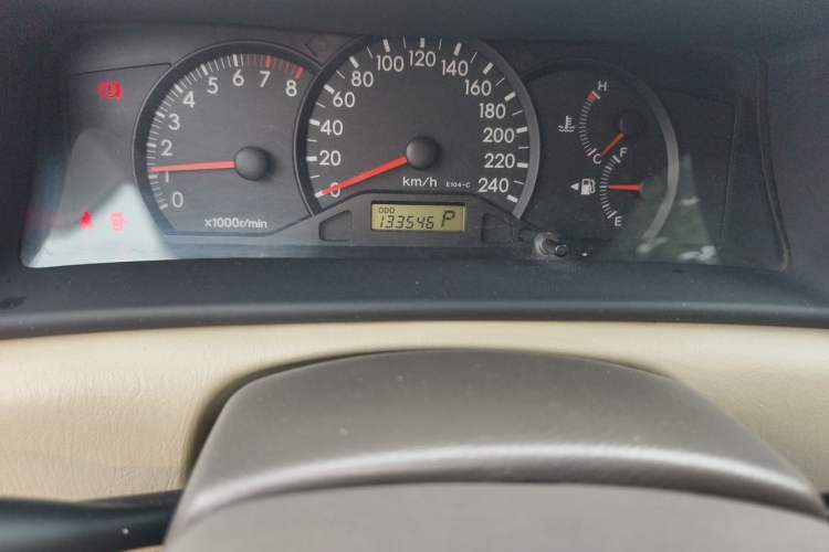 Used Toyota Corolla EX 2011 1.6L Automatic Classic Edition Odometer Close Up