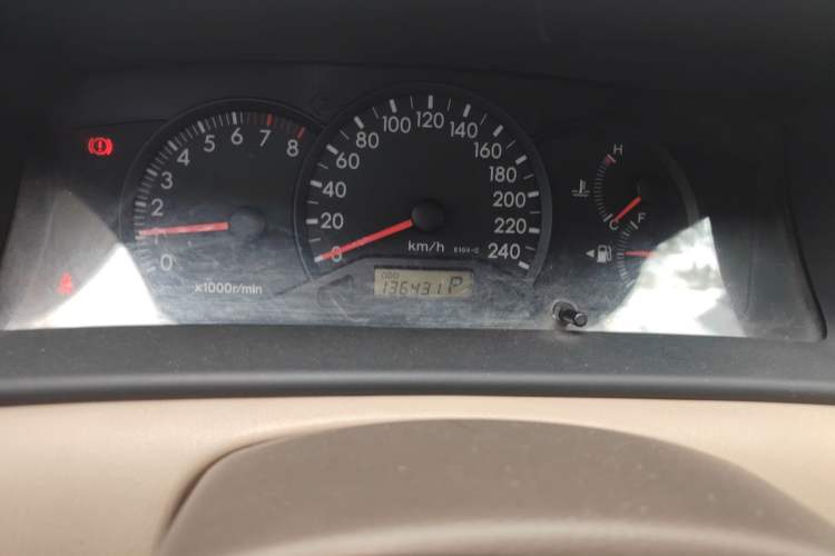 Used Toyota Corolla EX 2011 1.6L Automatic Classic Edition Odometer Close Up