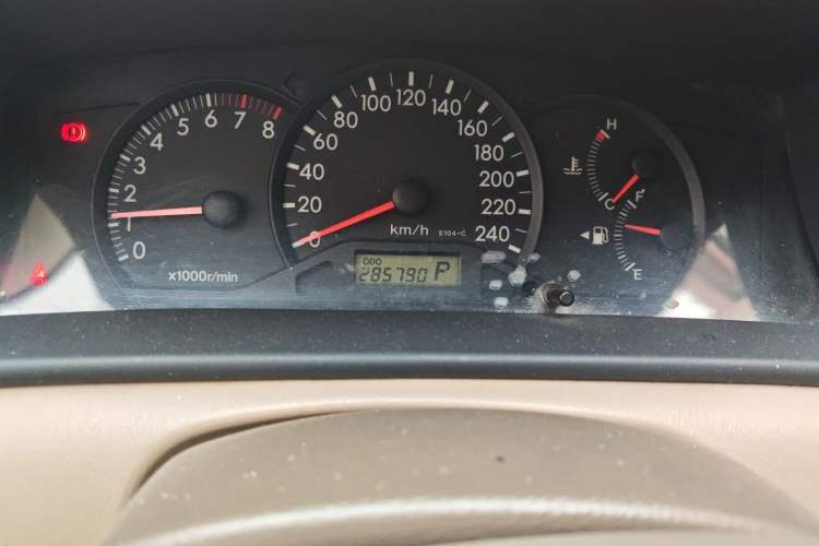 Used Toyota Corolla EX 2011 1.6L Automatic Classic Edition Odometer Close Up
