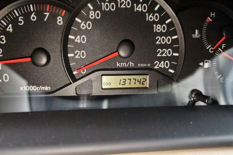 Used Toyota Corolla EX 2011 1.6L Manual Classic Edition Odometer Close Up