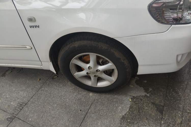 Used Toyota Corolla EX 2011 1.6L Automatic Classic Edition Right Front Wheel Hub