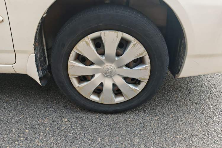 Used Toyota Corolla EX 2011 1.6L Manual Classic Edition Right Front Wheel Hub