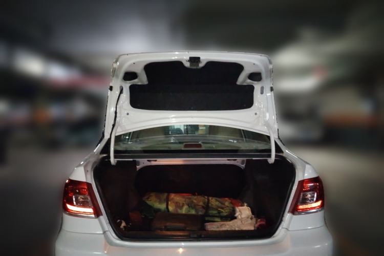 Used Toyota Corolla EX 2011 1.6L Manual Luxury Edition Trunk