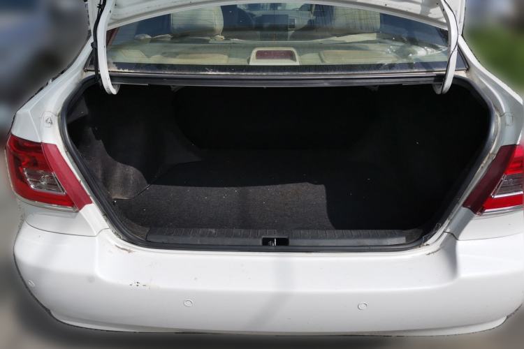 Used Toyota Corolla EX 2011 1.6L Automatic Classic Edition Trunk