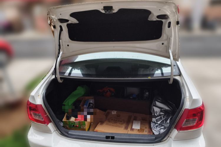 Used Toyota Corolla EX 2011 1.6L Manual Classic Edition Trunk