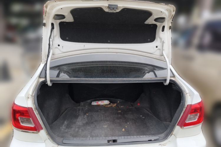 Used Toyota Corolla EX 2011 1.6L Automatic Classic Edition Trunk