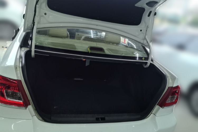 Used Toyota Corolla EX 2011 1.6L Automatic Classic Edition Trunk