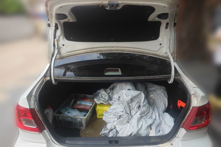 Used Toyota Corolla EX 2011 1.6L Automatic Luxury Edition Trunk
